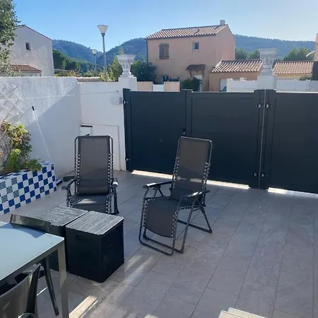 Tres Jolie T2 Apartment Aubagne Exterior photo
